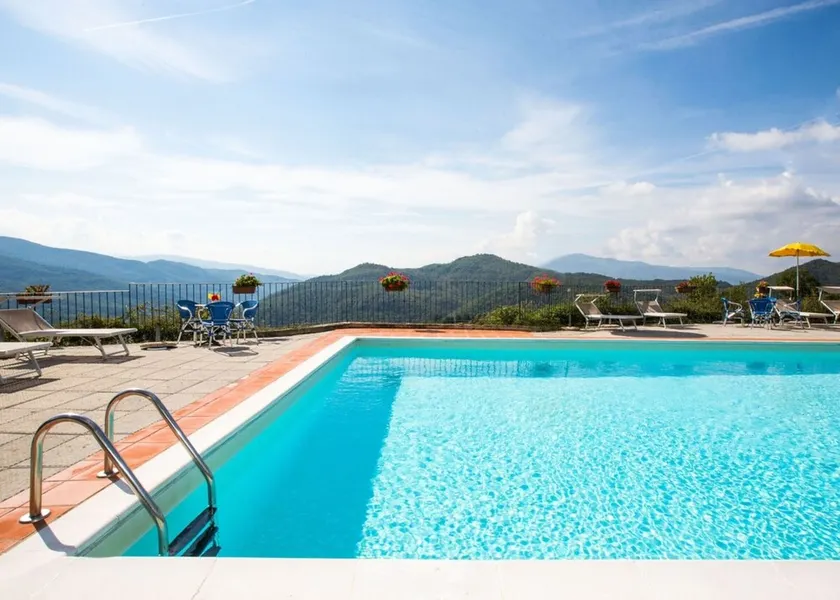 Agriturismo 'Universal Harmony - Usignolo' mit Bergblick und Gemeinschaftspool - Image 1
