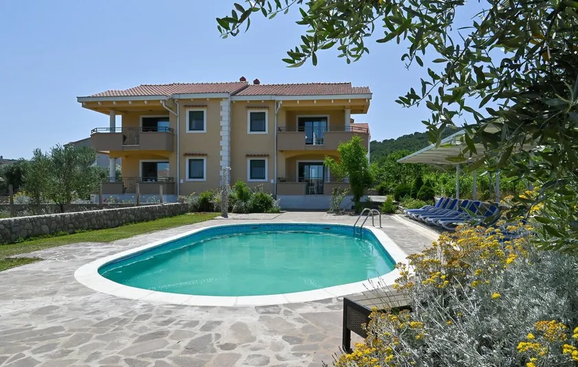 Eight-Bedroom Holiday Home In Pasman - Image 1