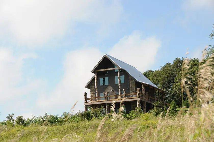 Antler Hill Lodge- Newly Built! - Image 1