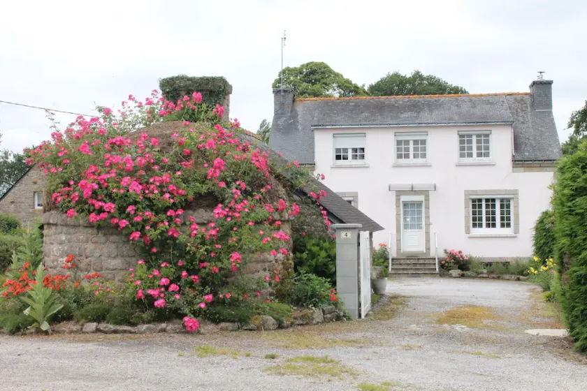 Stort hus i Bretagne landskab - Image 1