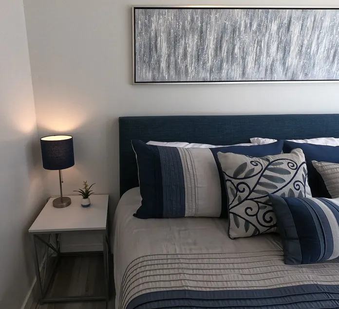 Amazing & Modern! Beautiful & Quiet View! Best location Downtown w/ Free Parking - Image 1