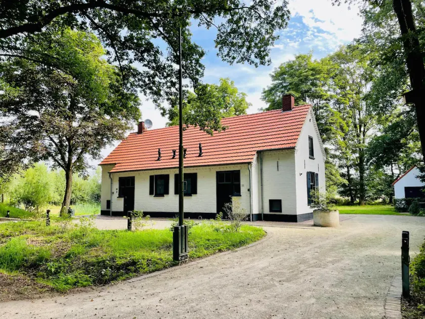 Gemütliches Haus am Rande des Waldes - Image 1