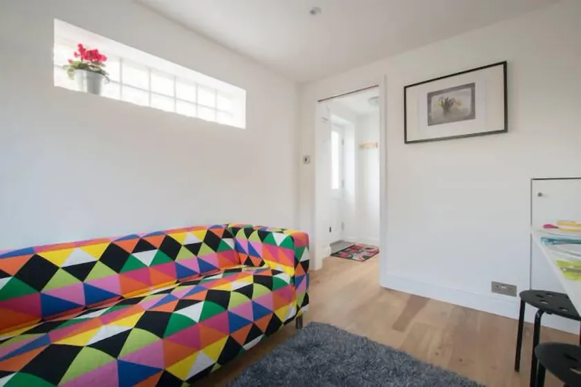 2 bed town house zone 2 \"The House on the Corner\" - Image 1