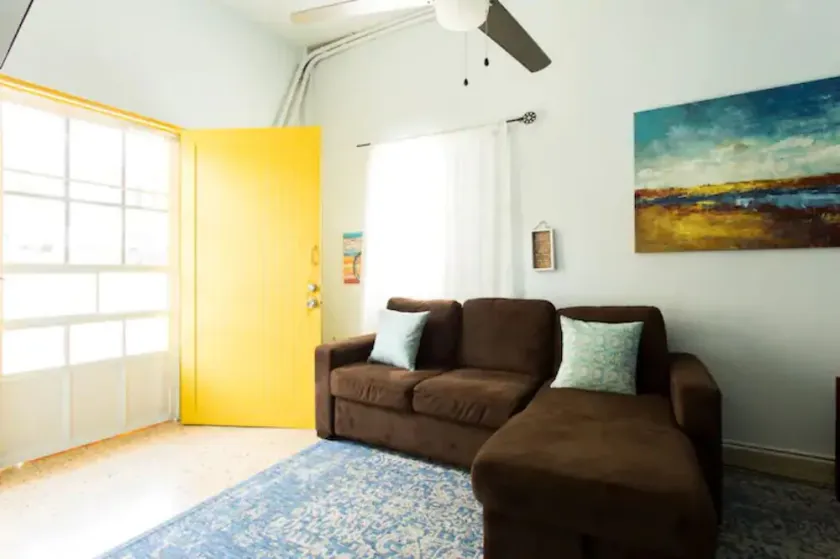 Comfortable, Great Location, Close to Beach + Rainforest, Family/Friend Getaway - Image 1