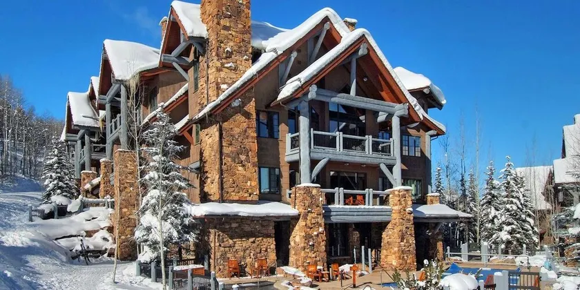 Bearpaw D1 condo - Image 1