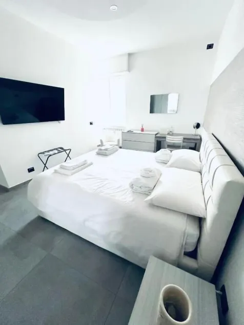 Milano Bicocca Apartment & Rooms2 - Image 1