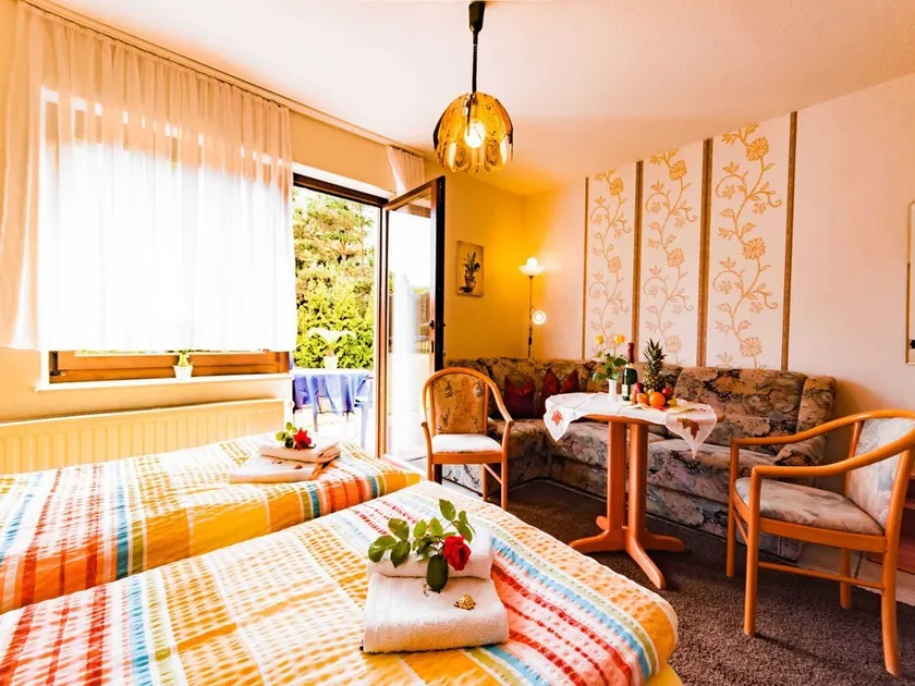 Double room - Family Pension & Apartments Fischer-Haus - Image 1