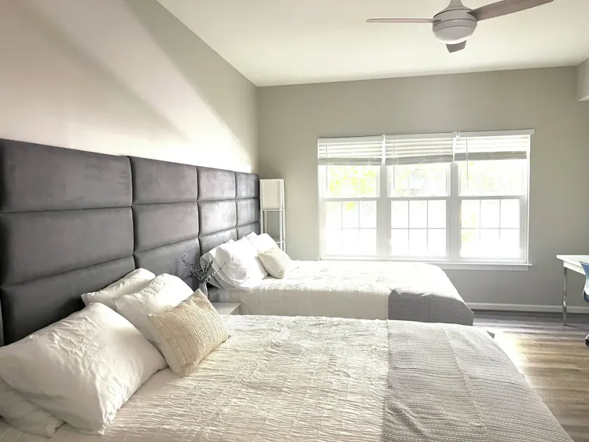 Family friendly 5 bedroom home within Walking distance To CNU - Image 1