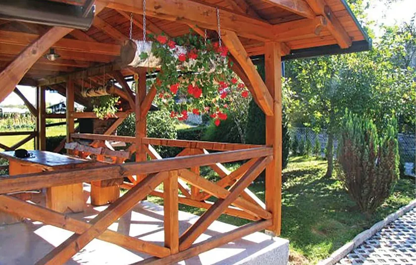 2 Bedroom Cozy Home In Bosiljevo - Image 1