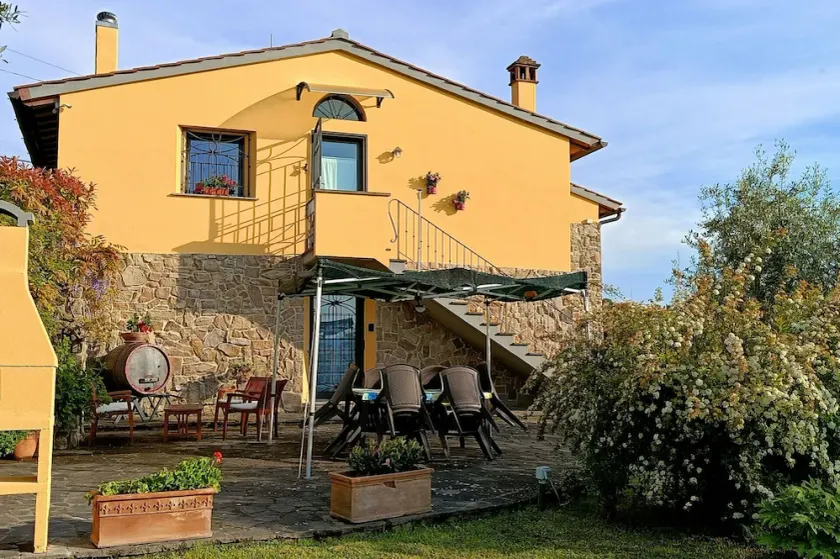 Ferienhaus in Falgano mit 3 Schlafzimmern 6 Schlafplätzen - Image 1