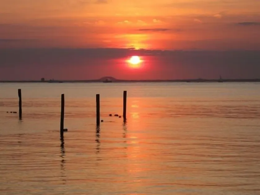 Charmig 5BR Bay Front Beach Cottage i Fair Harbor 33% RABATT !!! - Image 1