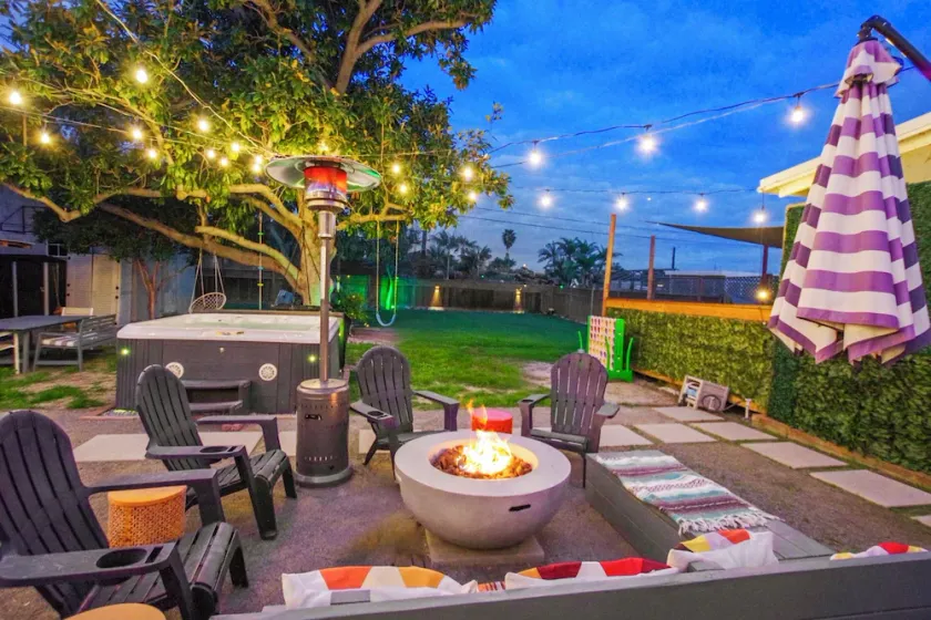 Spacious Escape 4BR - Guesthouse, Hot Tub + Games - Image 1