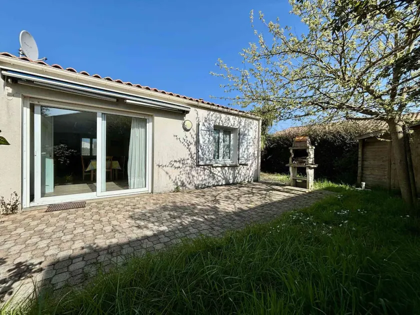 Maison 4 pièces proche Port Cotinière avec jardin et parking - FR-1-246A-293 - Image 1