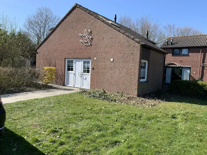 Exklusives Reihenendhaus - Image 1
