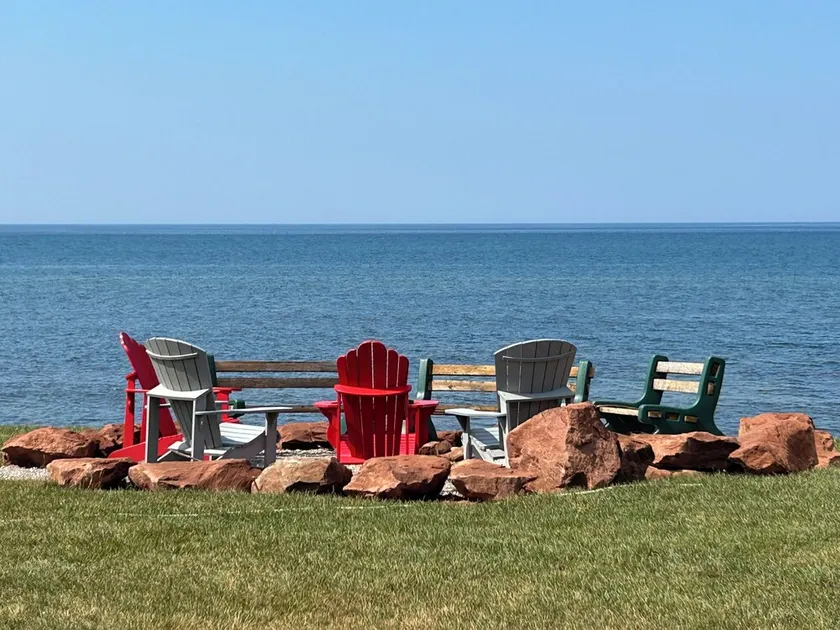 Ocean Front Property, Nearby Beaches and Breathtaking Sunsets! - Image 1