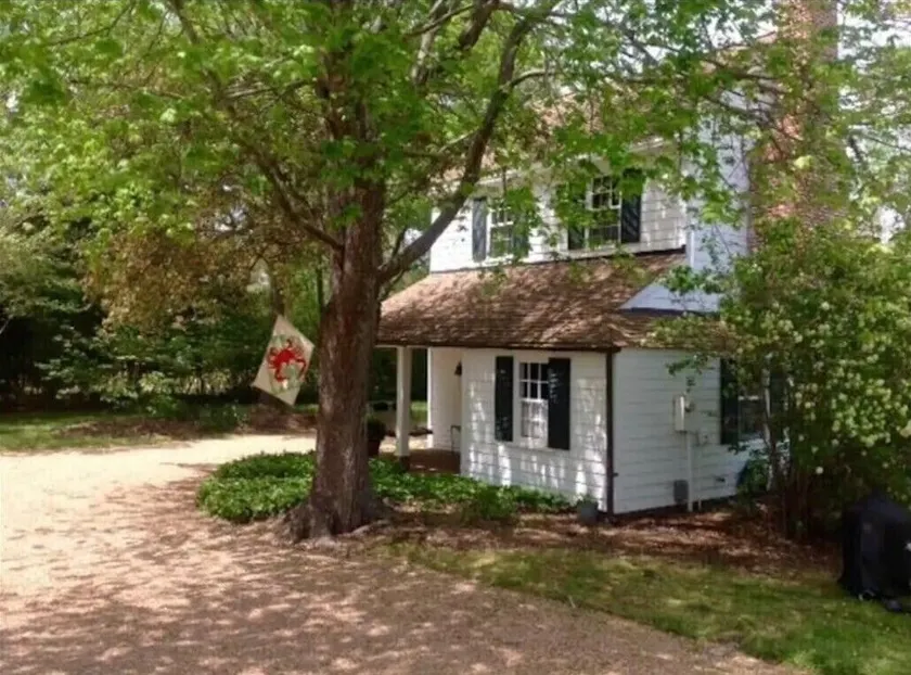 Historic Cottage on Ware River Estate - Image 1