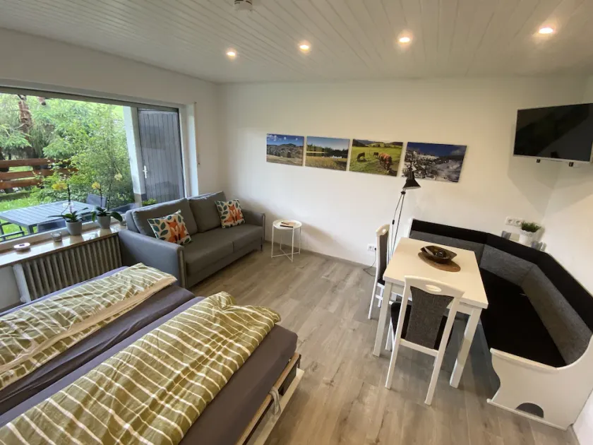 Haus am Sonnenberg, Todtnauberg, Ferienwohnung 204, direkt am Skilift-Skipiste, Nähe Feldberg - Image 1