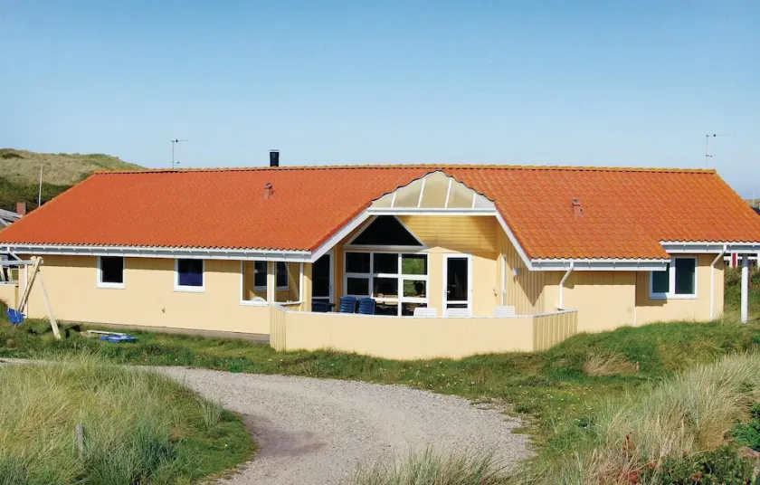 Cozy home in Hvide Sande with sauna - Image 1