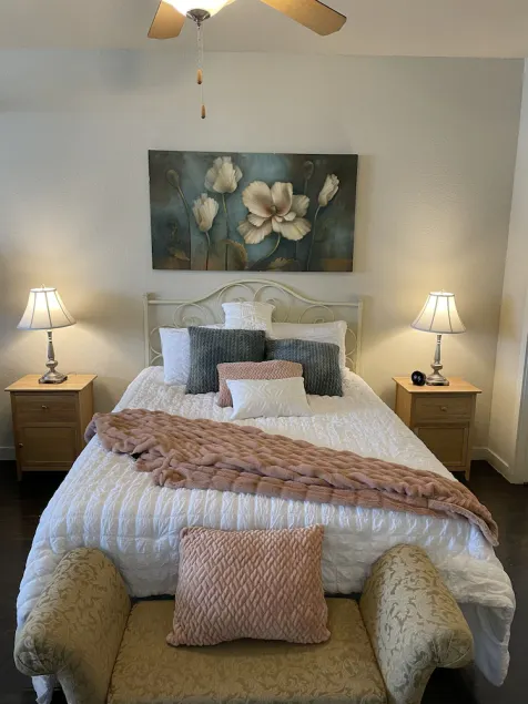 Cozy Park Avenue Studio - Image 1