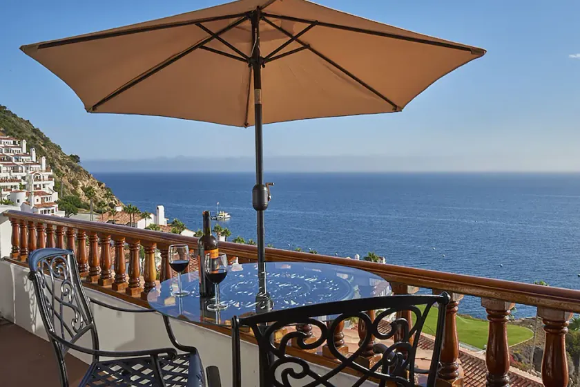 Light, Airy Luxury Hamilton Cove Villa La Casa Sirena w/Golf Cart - Great Value! - Image 1
