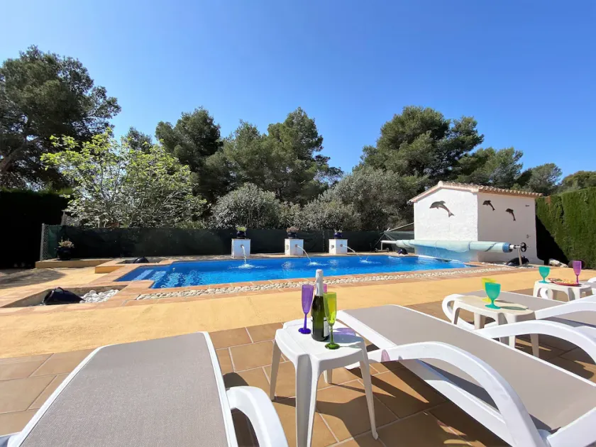 Privacy villa & pool, a/c, 3 bedrs, 3 ensuite bathrooms, lounge and wifi - Image 1