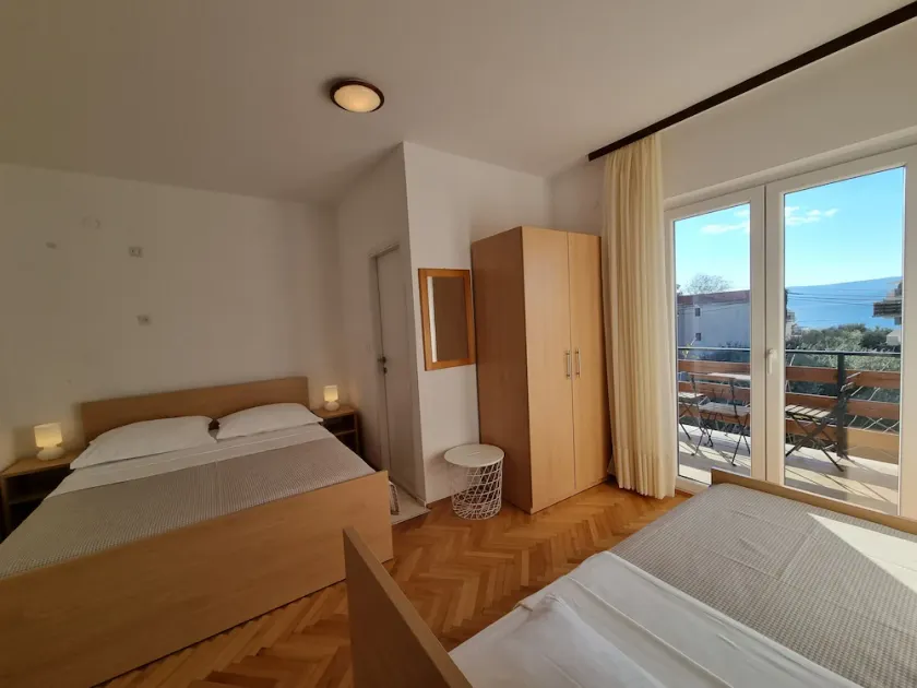 Apartments by the sea Duce, Omis - 2821 - Image 1