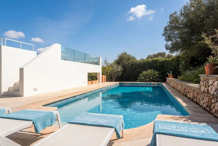 Helle Villa Horizonte Sur mit Pool, Terrassen, Klimaanlage und WLAN - Image 1