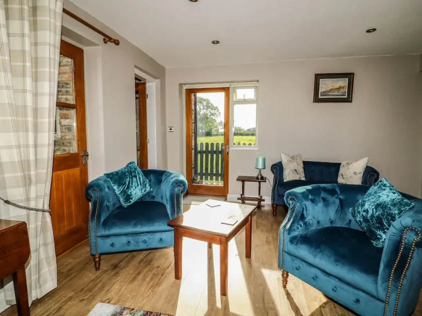 Decca cottage is Cheerful one bedroom cottage - Image 1