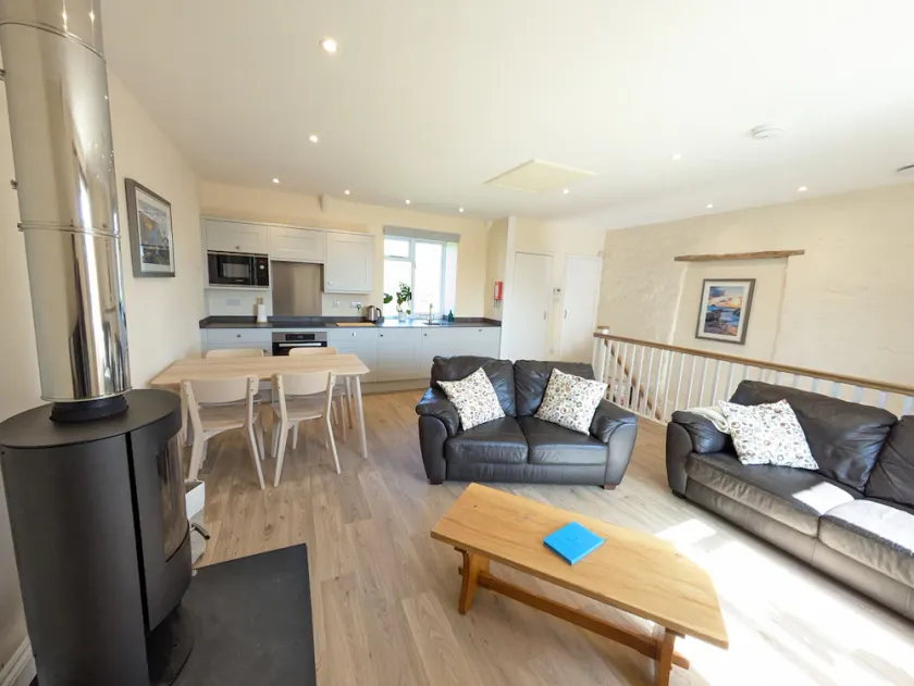 Fox Park Cottage - sleeps 4 guests  in 2 bedrooms - Image 1