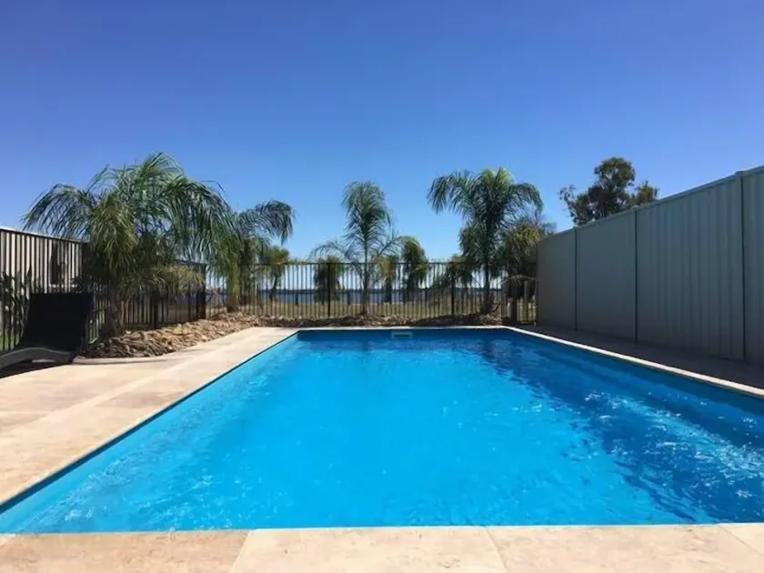 Anchorage Lakehouse Yarrawonga - Image 1