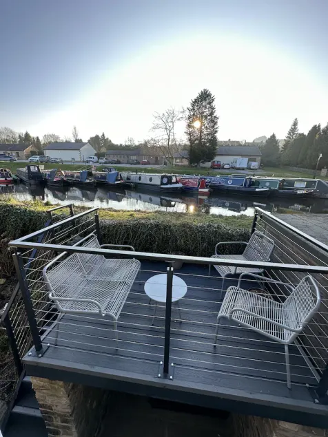 Marina view cottage - Canalside cottage - Peak District location - Image 1