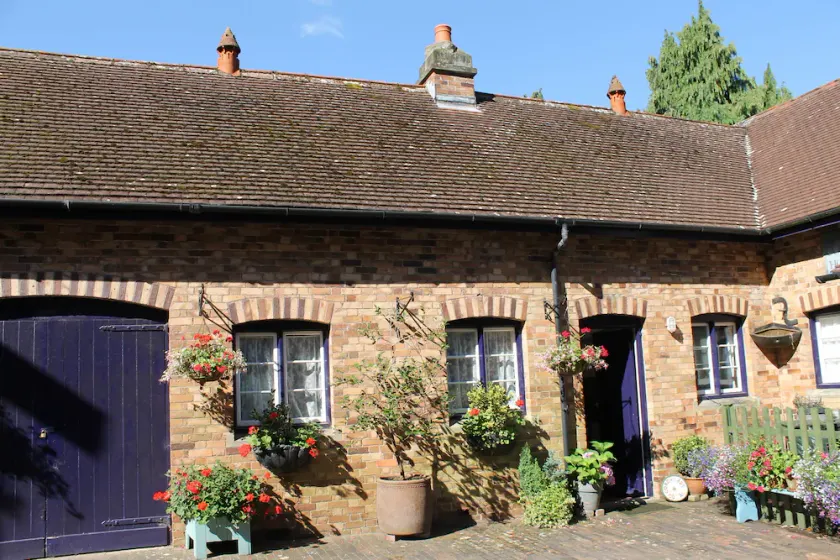 Coach House Cottages - Image 1
