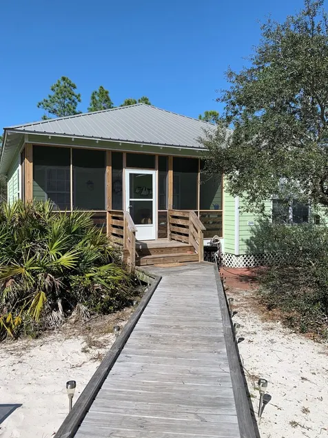 🌺 Shabby 🌺 Cottage 🌺 Retreat 🌺Minutes from the Beach! - Image 1