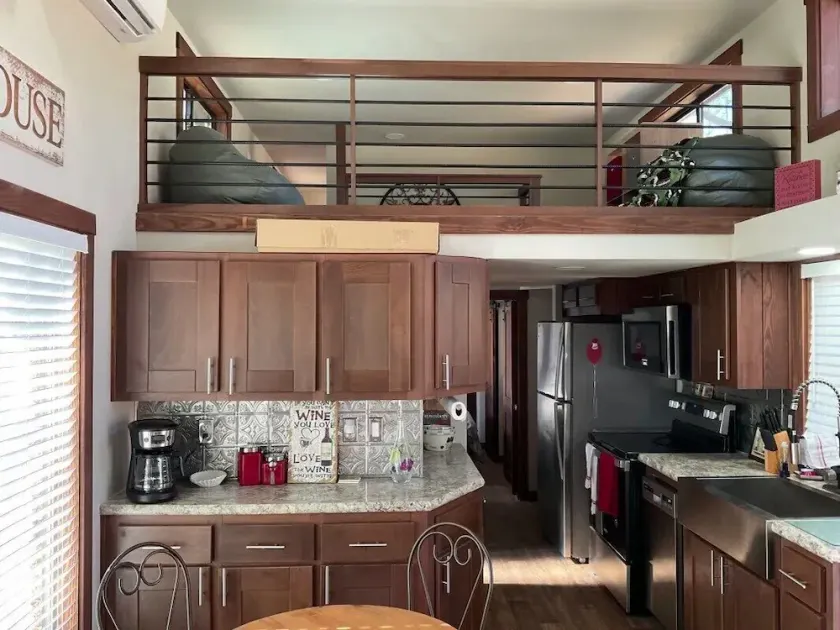 Beautiful Cabin Located in the Piney Woods of East Texas - 1 Bedroom/Double Loft - Image 1