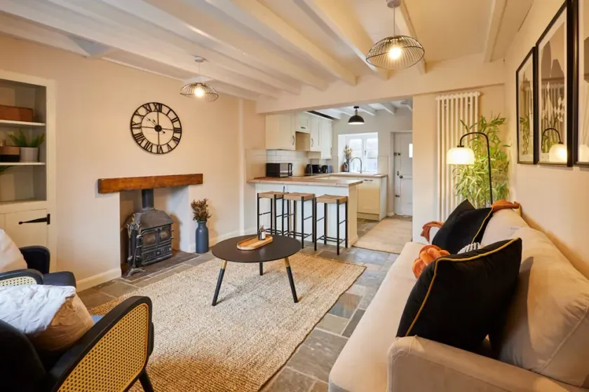 Host & Stay | Dale End - Image 1