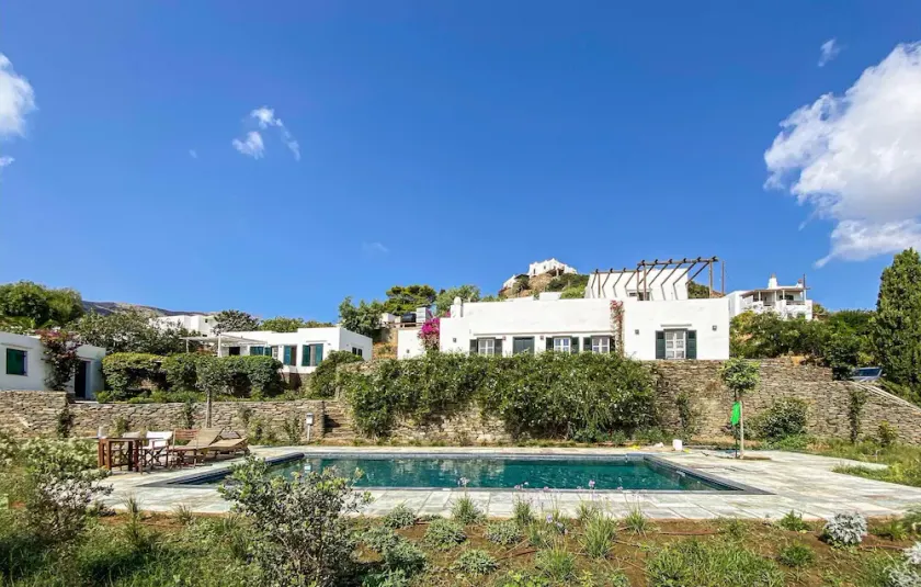 Gorgeous Home In Sifnos - Image 1