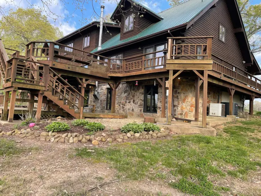 Untere Ebene - Buffalo River Lodge - Image 1