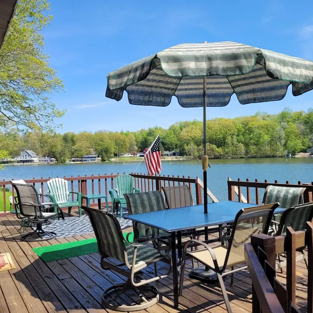 3 Chambre Cottage sur le lac Long - Image 1