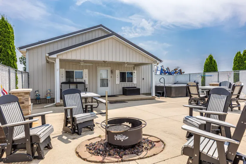 Lake Shelbyville Country Cottage - Image 1
