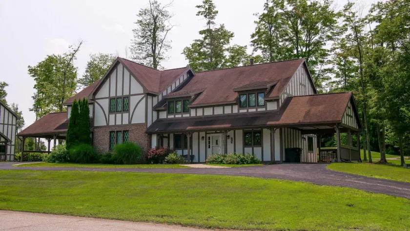 Roomy Beautiful Golf/Ski Condo - Image 1