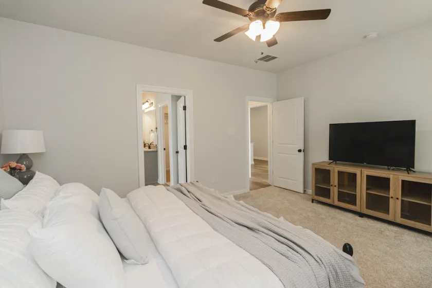 Cozy NEW Home in the Heart of Lafayette! - Image 1