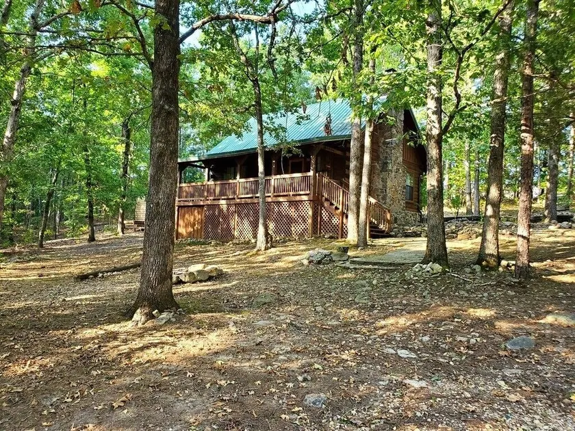 Shadow Me Secluded Cabin - Image 1