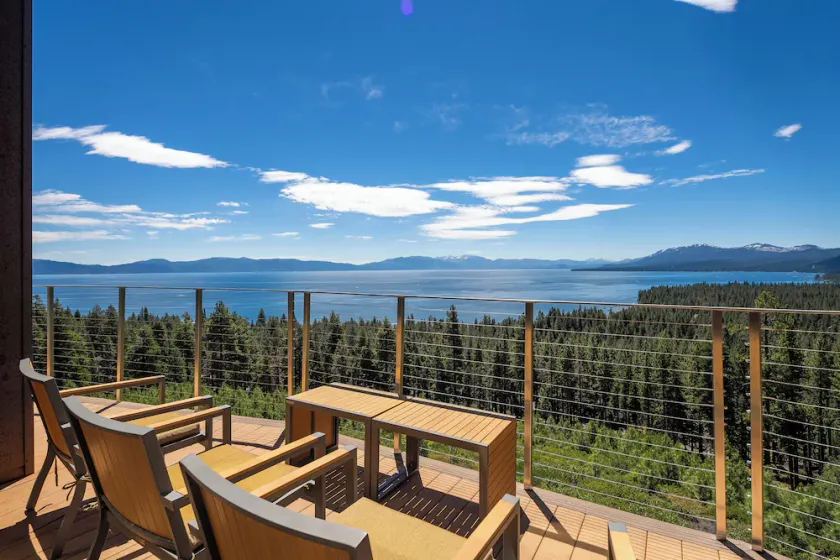 Exquise vue sur le lac de 4br construction récente, High-End Accueil avec Tahoe parc HOA Accès à la plage! - Image 1