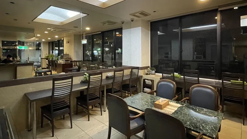 Hotel Crystal Hiroshima - Image 1