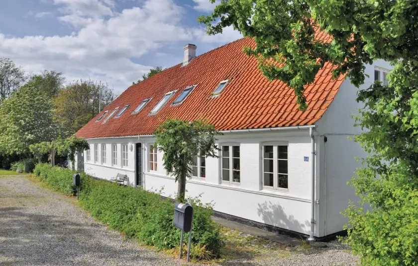 Dejlig bolig i Faaborg med køkken - Image 1