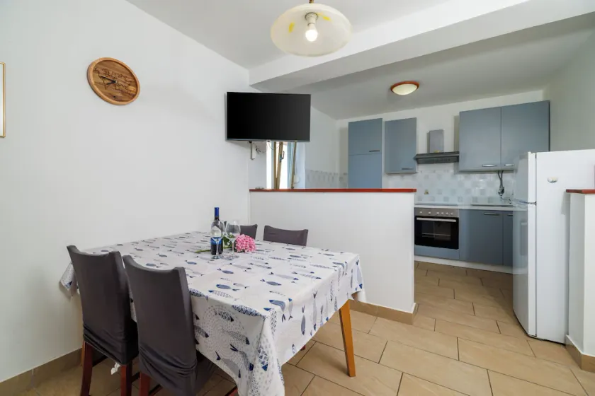 Apartments Marina - Image 1