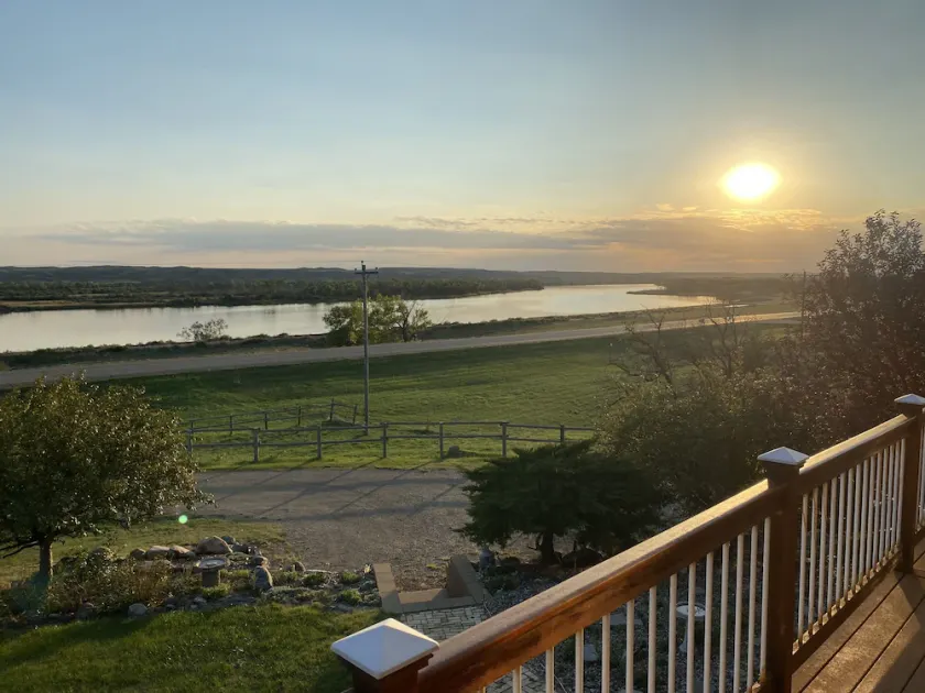 Farm Island Missouri River Views - Image 1
