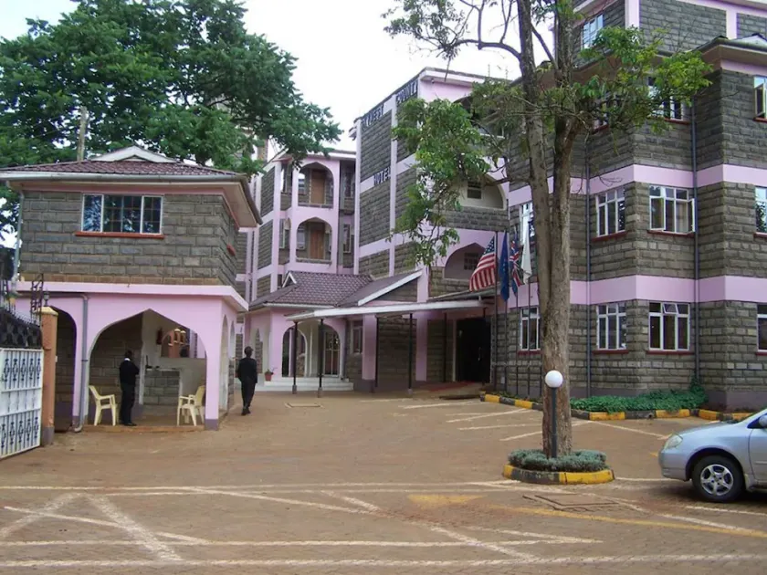 Skynest Country Hotel - Image 1