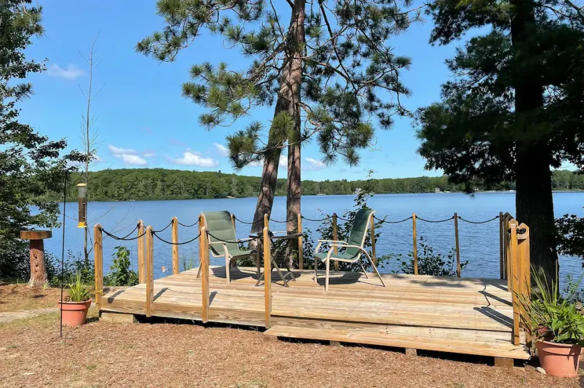NY! Interlochen Cabin <1 kilometer från Green Lake! - Image 1