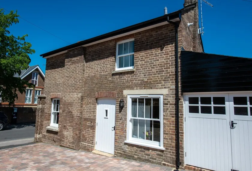 Southgate Coach House - Image 1